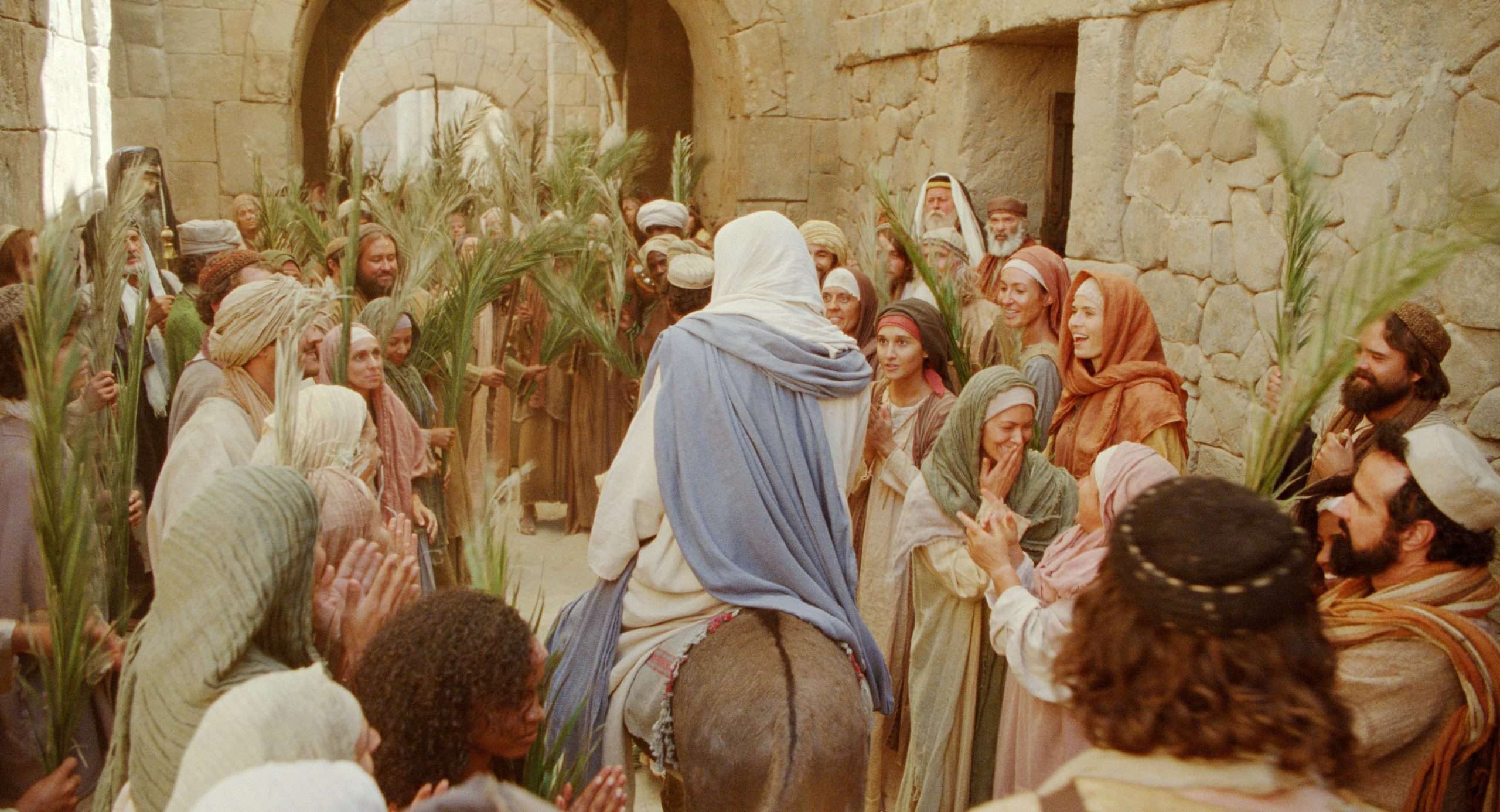 Jesus (finally) comes to Jerusalem as Messianic King  Follow Me (Part ...