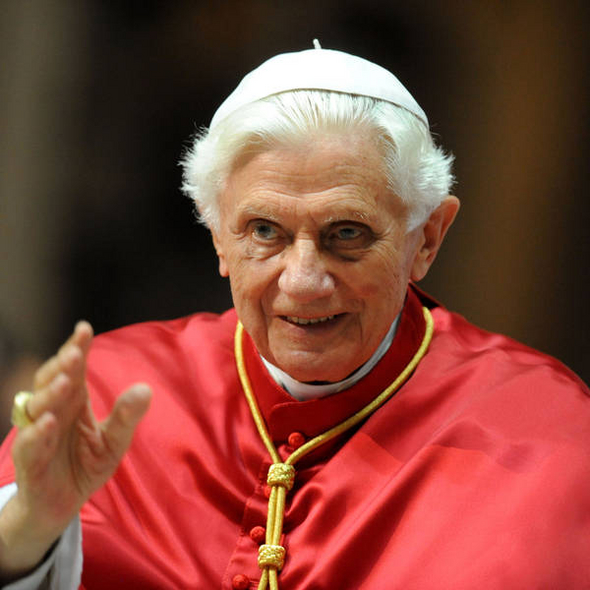 Pope Benedict XVI officially resigns as head of the Catholic Church ...