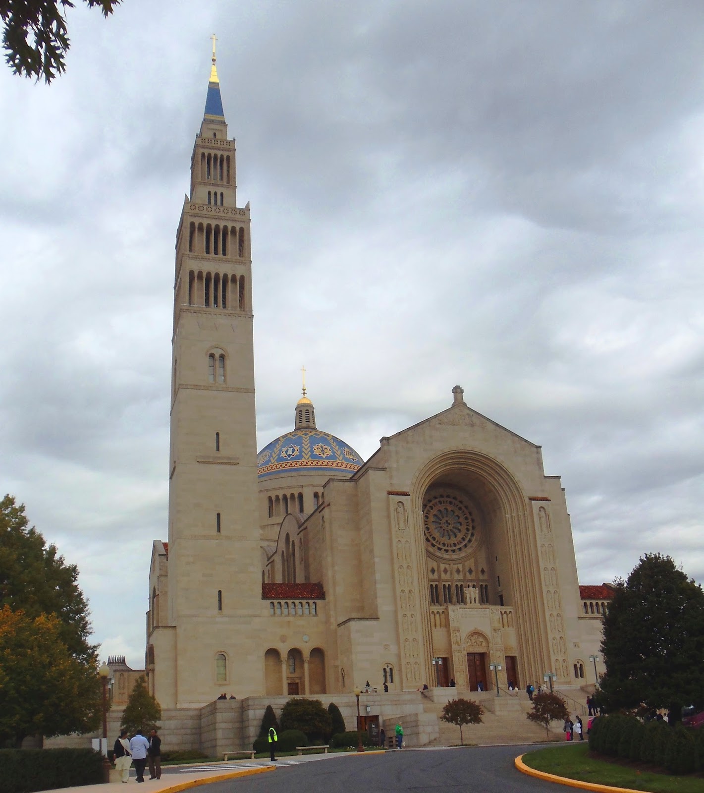Visiting the Basilica of the National Shrine of the Immaculate ...